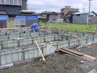 ��b�^�g�g��