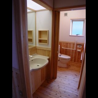 ���ʎ��A�g�C��